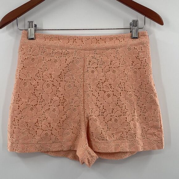 3For$20 forever 21 pink lace shorts size:s - Picture 1 of 6